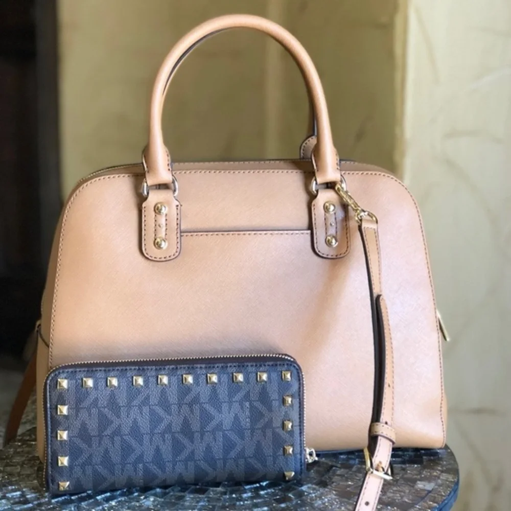 Michael Kors Large saffiano leather satchel+wallet